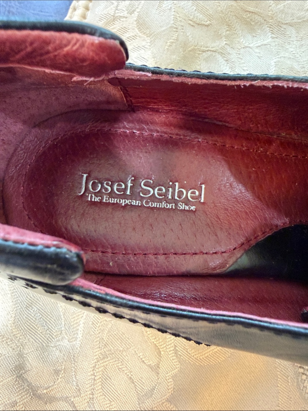 Josef Seibel Black Leather Low Heel Ankle Booties with Red Interior - Picture 2 of 5